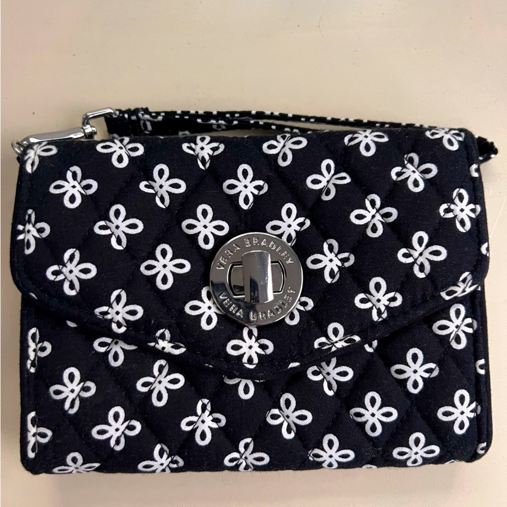 Vera Bradley Your Turn  Quilted Smartphone Wristlet